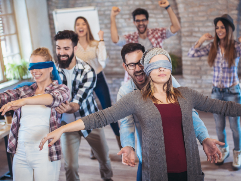  Unlocking Organizational Success: Strategies for Building a Cohesive and Motivated Team